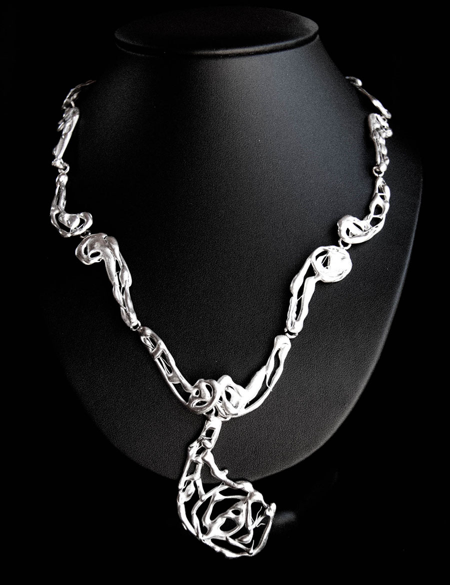 COLLAR ARABESKE