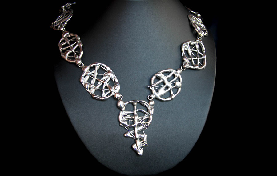 COLLAR  MEDUSEN
